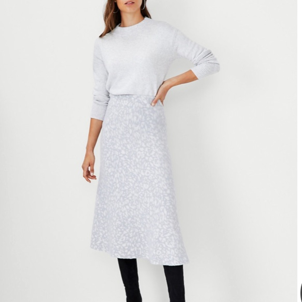 Leopard Jacquard Midi Sweater Skirt